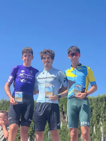 Rafael Moreno Burgos lors d'une course en montagne, Axarquía